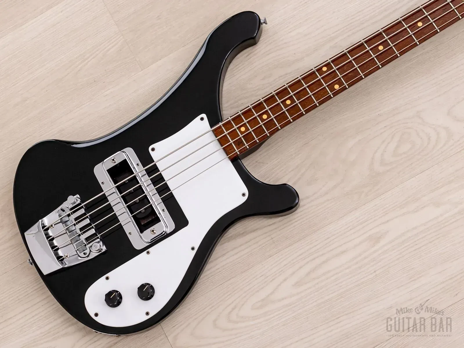 1973 Rickenbacker 4000 Vintage Bass Jetglo, 100% Original w/ Case