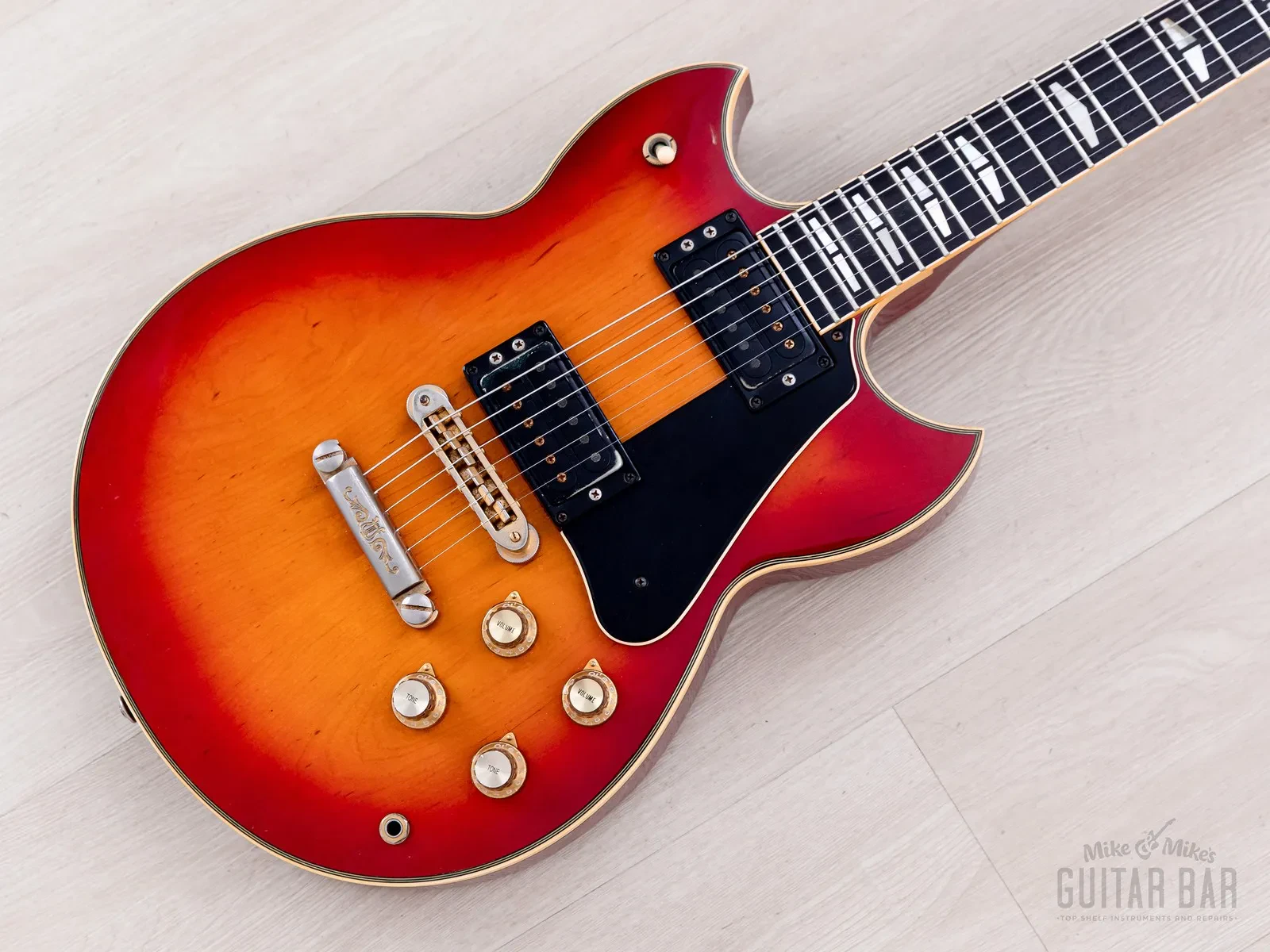 1980 Yamaha SG1000 Vintage Guitar Red Sunburst w/ Case, Japan
