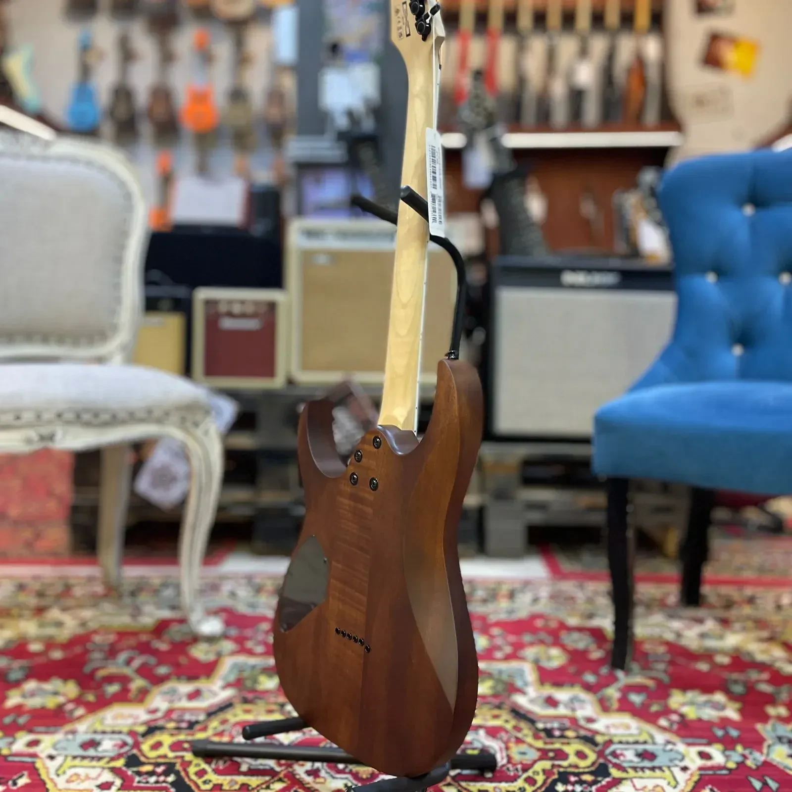 Изображение №11