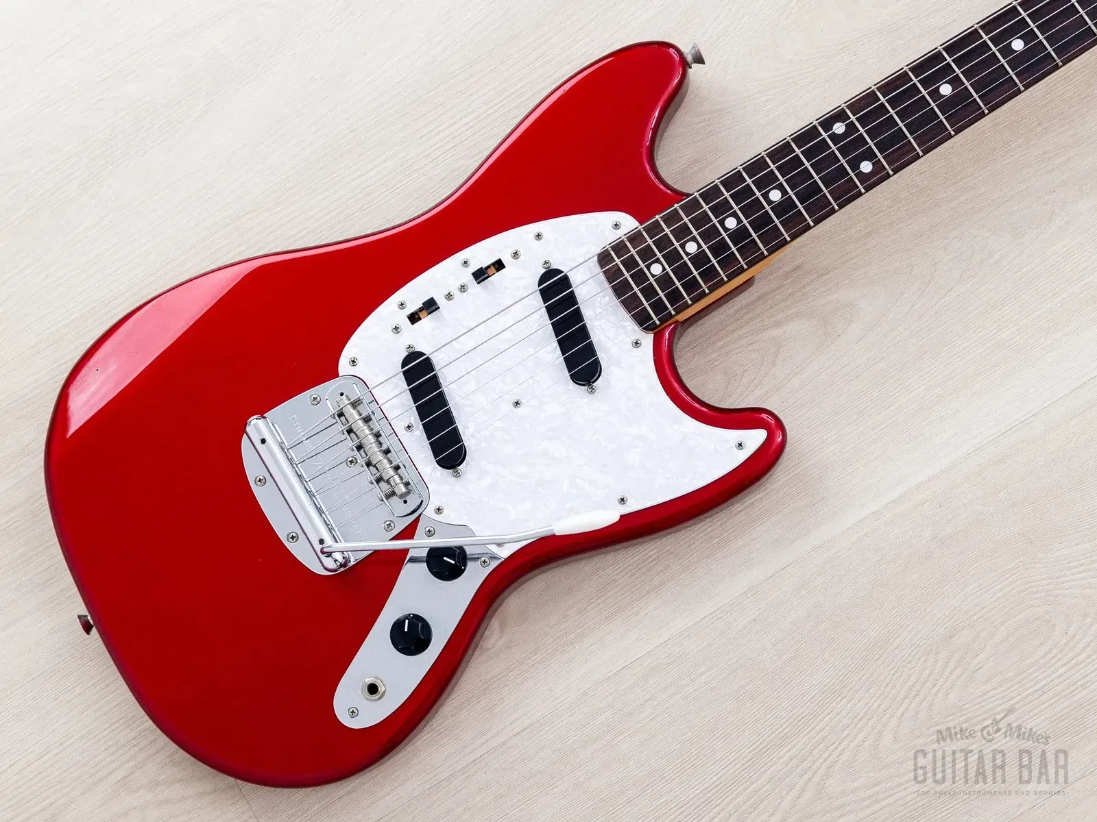 2010 Fender Mustang ‘69 Vintage Reissue MG69/MH Candy Apple Red, Japan MIJ