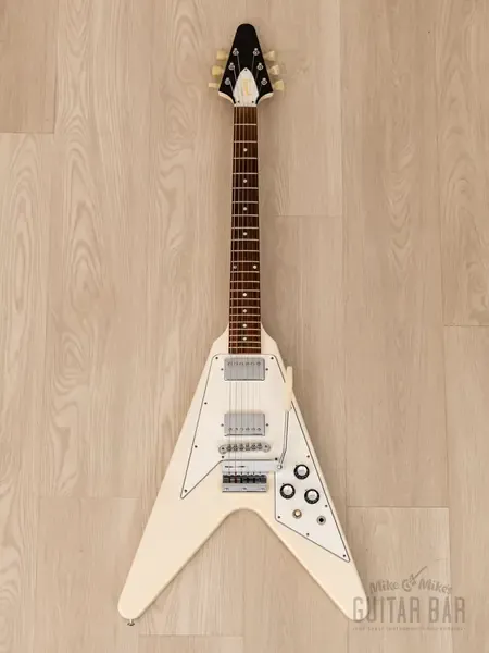 Электрогитара Gibson Custom Shop Historic 1967 Flying V HH Polaris White w/case USA 2020