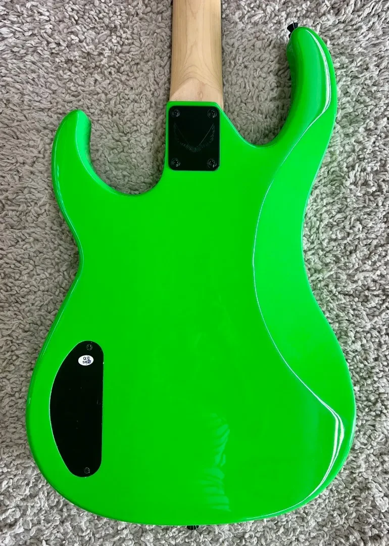 Изображение №6