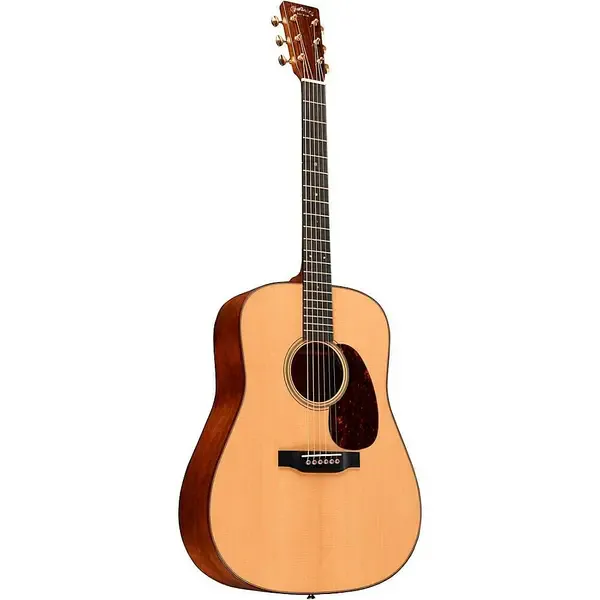 Электроакустическая гитара Martin D-18E Modern Deluxe Dreadnought Natural