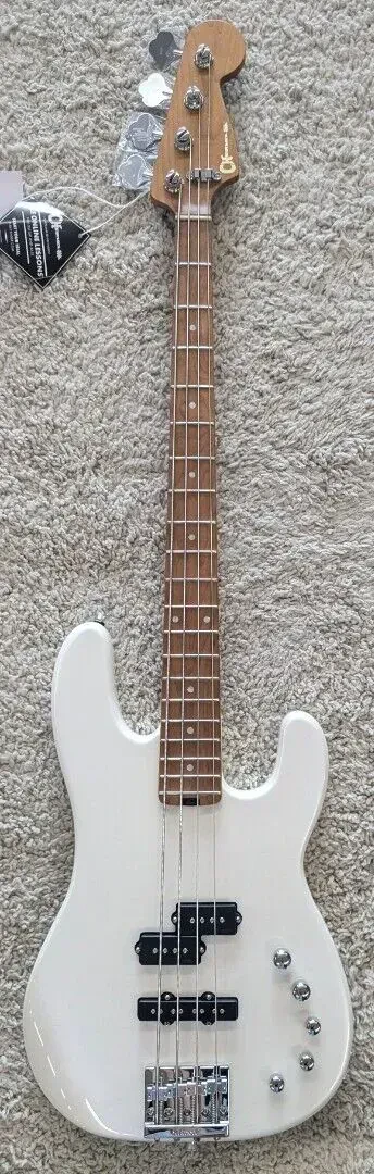 Charvel Pro-Mod San Dimas Bass PJ IV, Caramelized Neck, Platinum Pearl