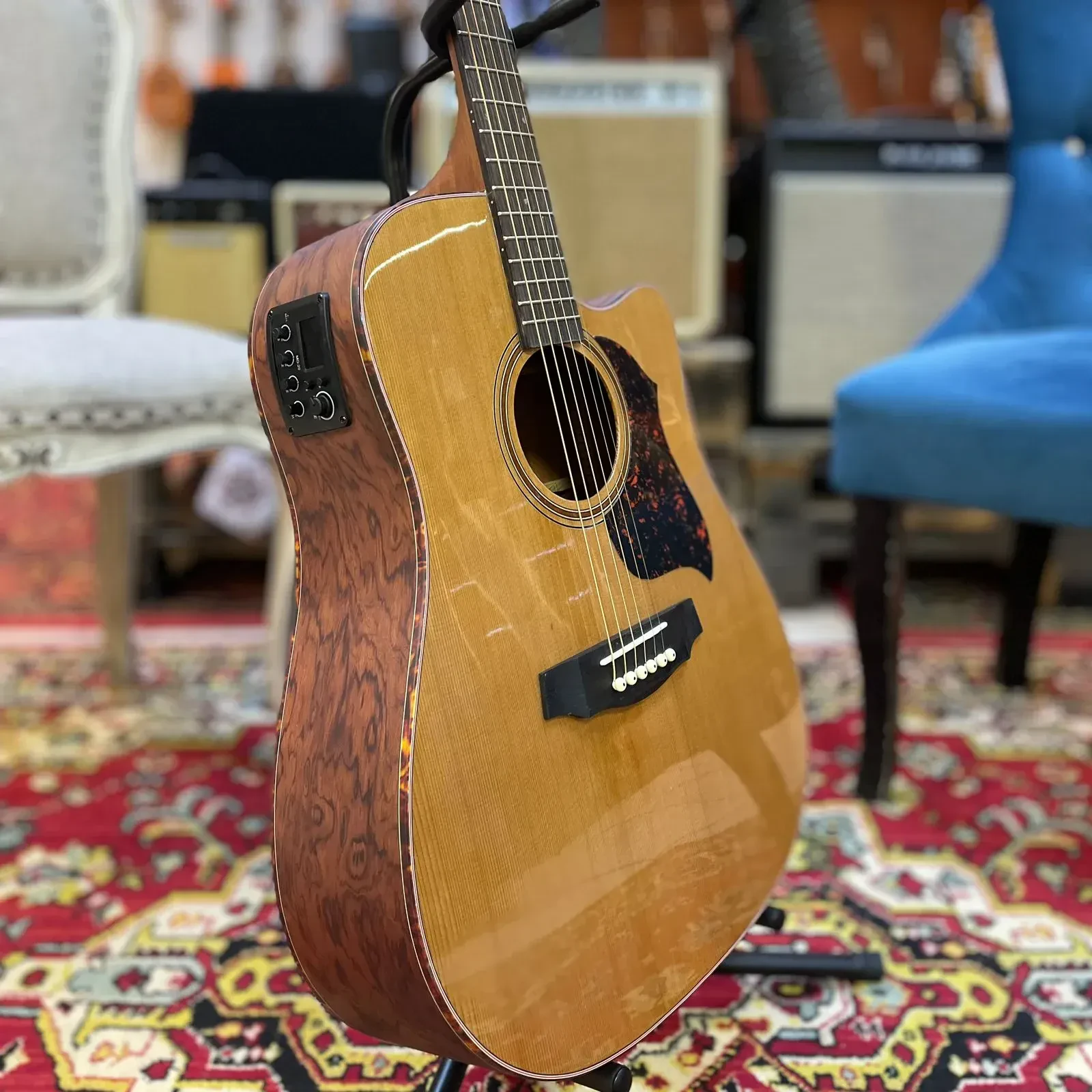 Изображение №6