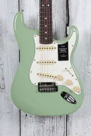 Fender Player II Stratocaster Solid Body Electric Guitar Birch Green Finish