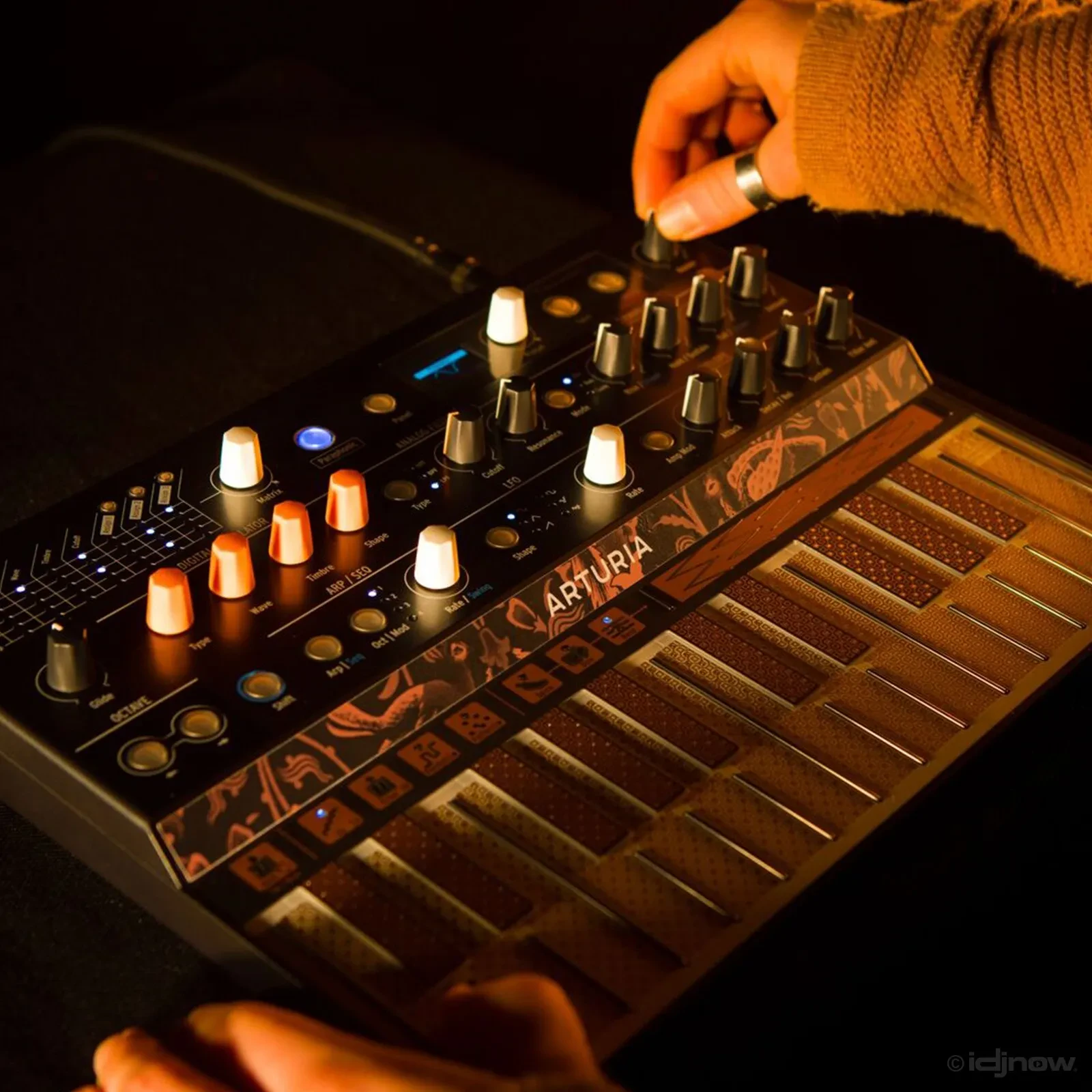 Изображение №6