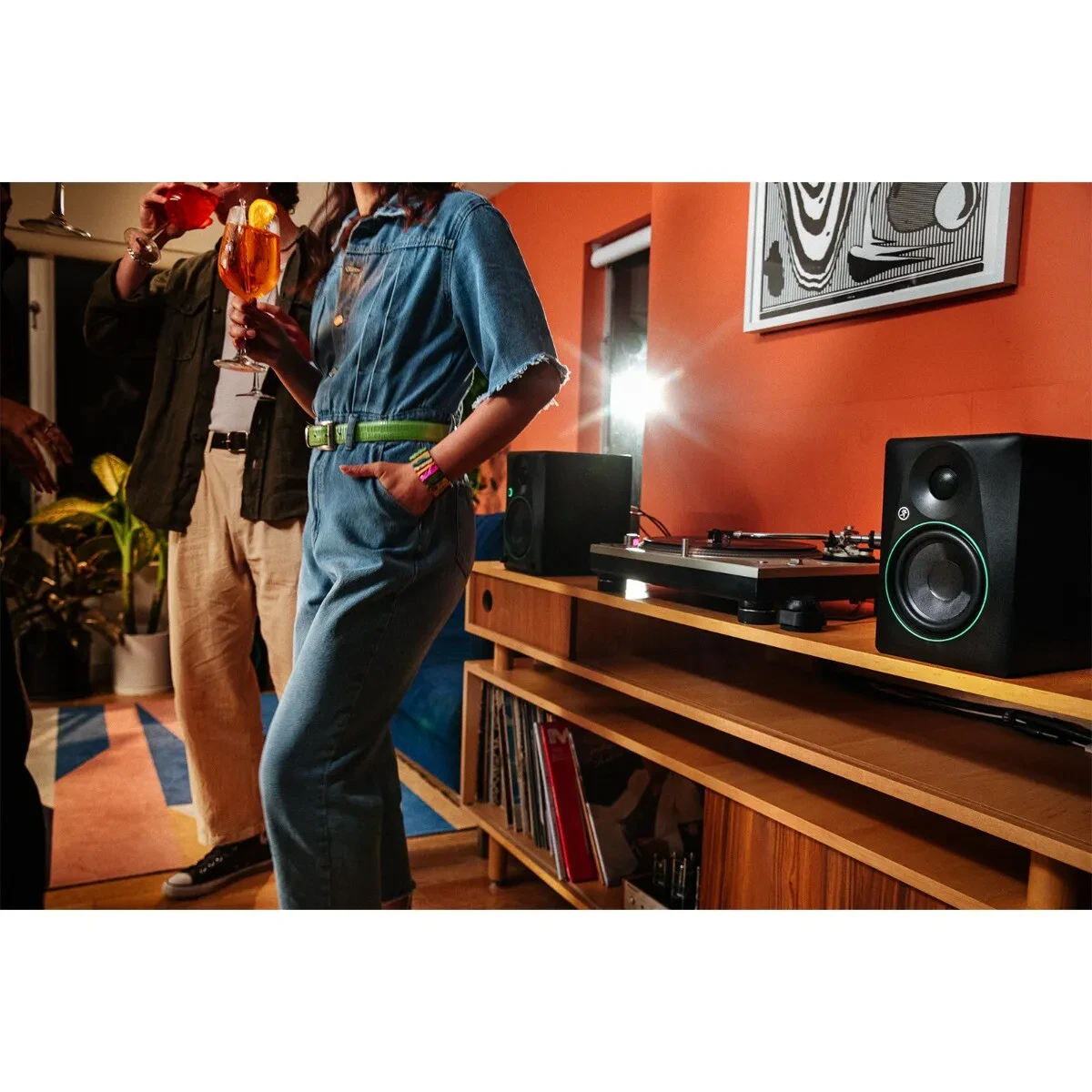 Изображение №8