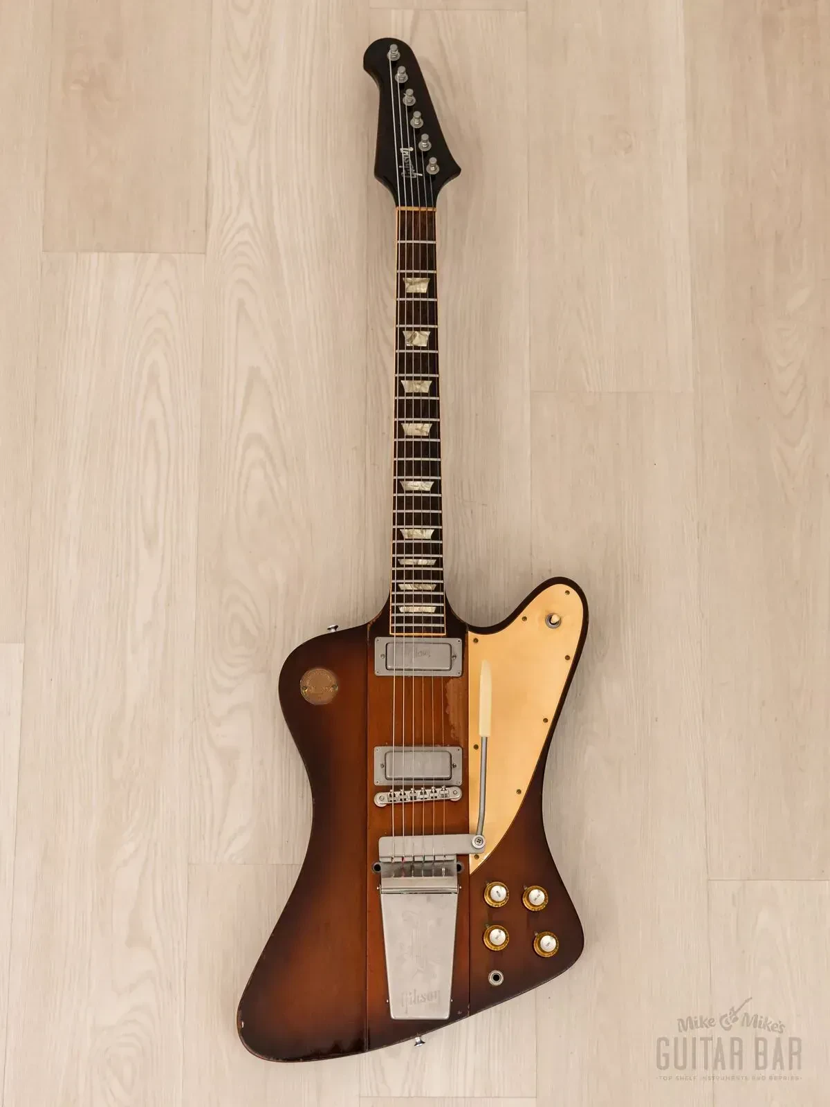 Электрогитара Gibson Medallion Firebird V Limited Edition HH Sunburst w/case USA 1972