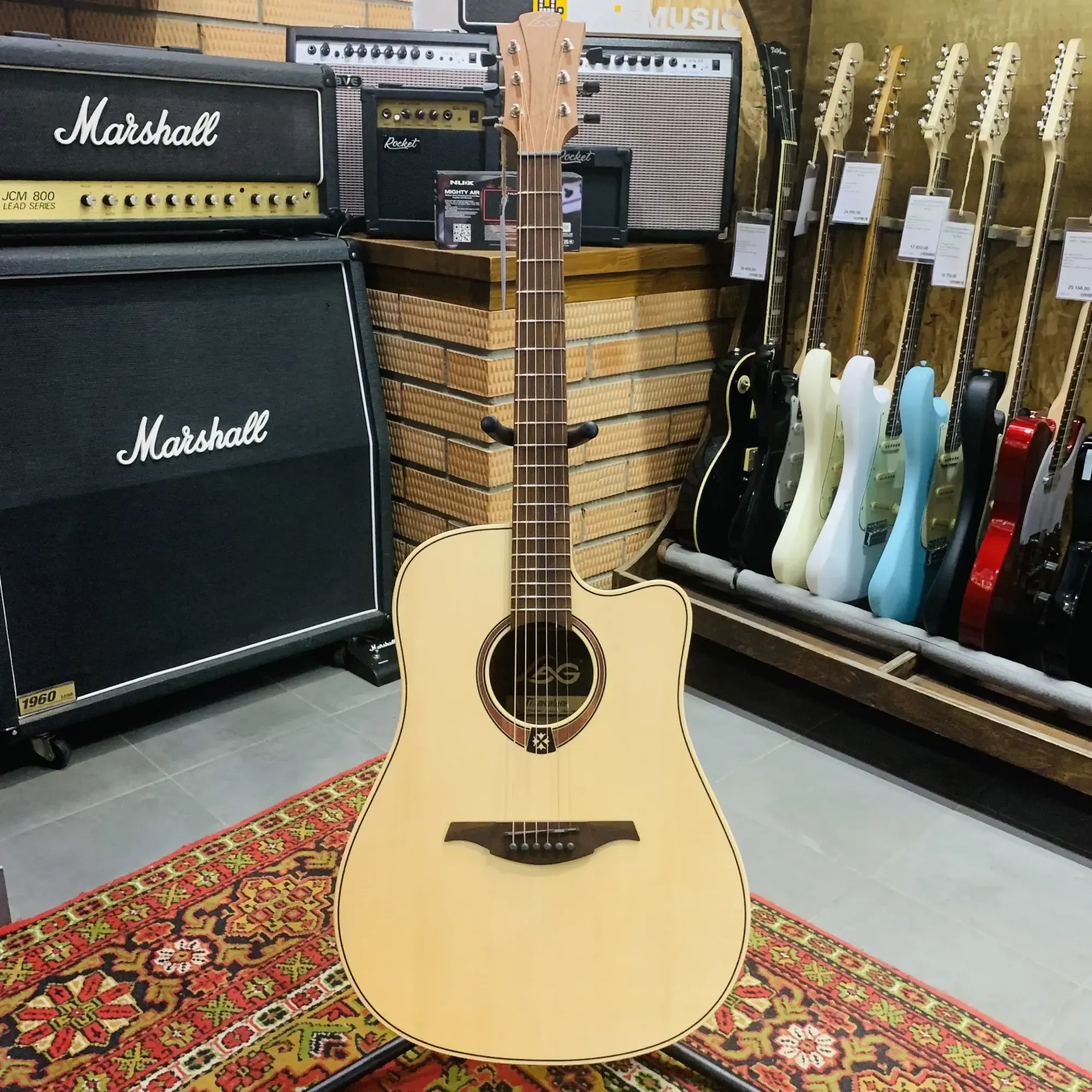 Б/У Электроакустическая гитара LAG Guitars GLA T70DCE-NAT 2025s натуральный