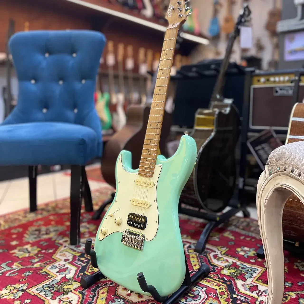 Изображение №6