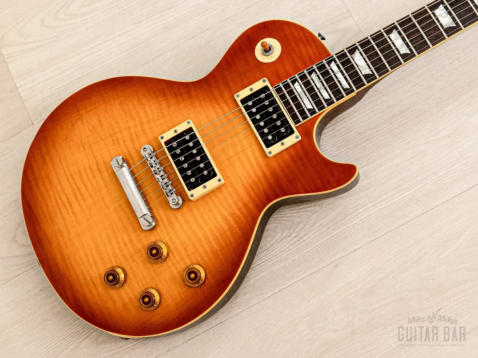 Б/У Электрогитара Burny RLG '59 Model Standard Flame Top, 50s-Style Neck, VH-1 PAFs, Japan, 1991