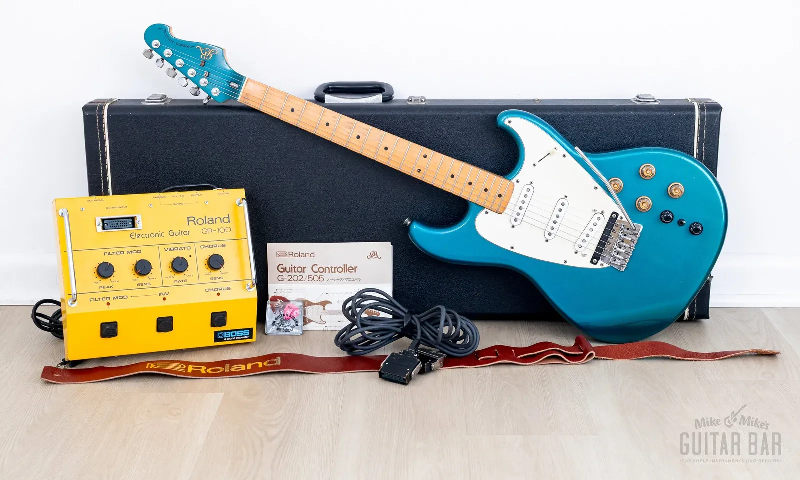 1982 Roland G-505 Guitar Synthesizer Controller, GR-100 Synthesizer w/ Case