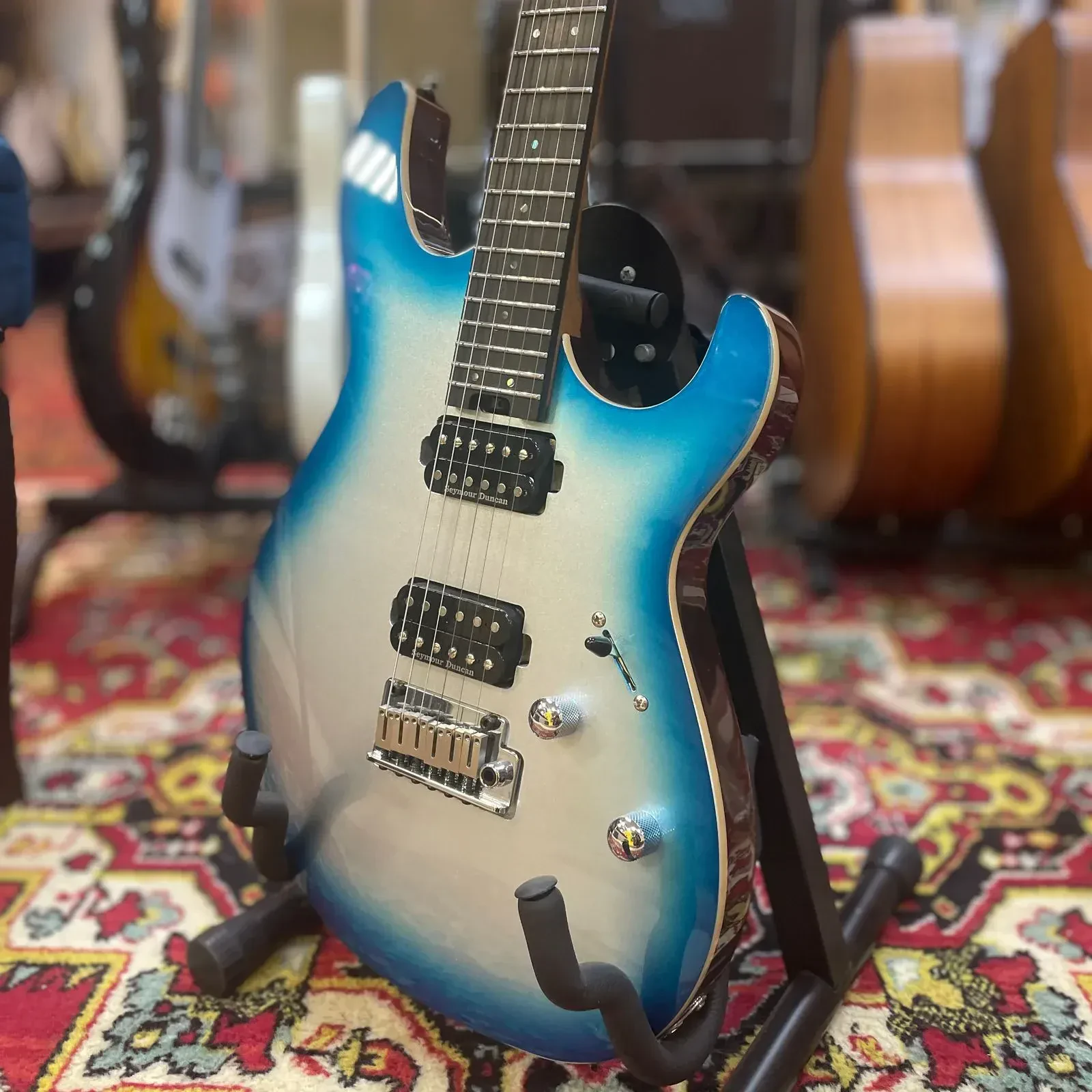 Изображение №5