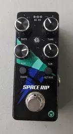 Педаль эффектов для электрогитары Pigtronix Space Rip Synth