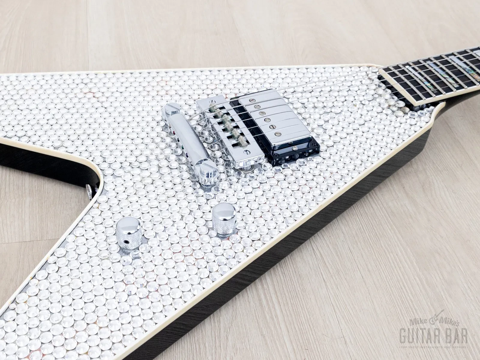 Изображение №6