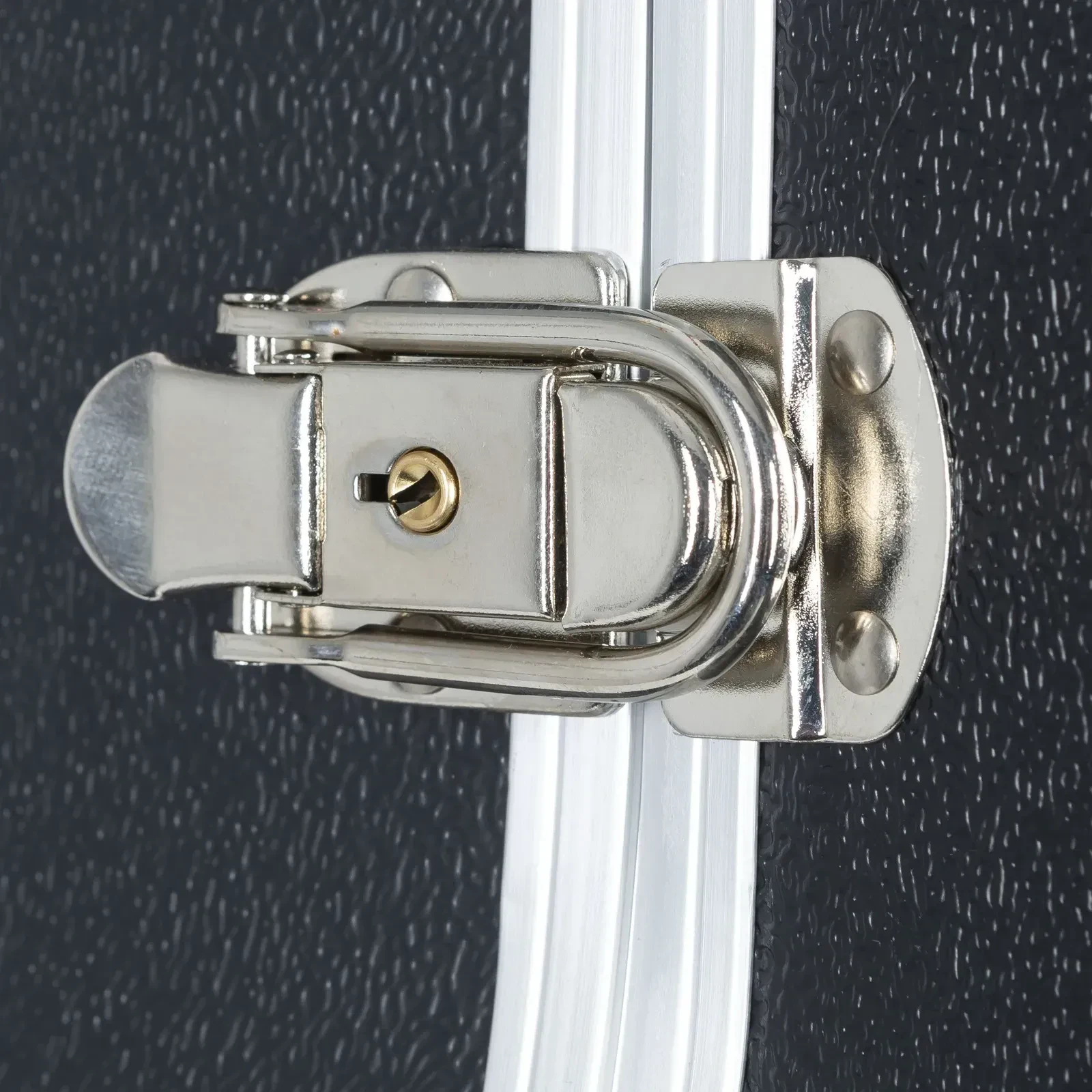 Изображение №6