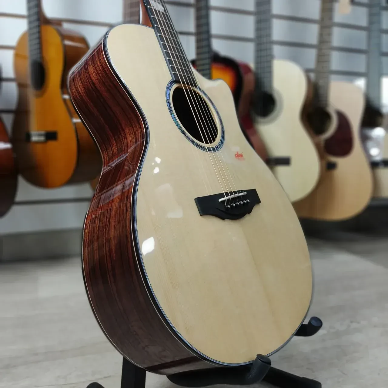 Изображение №4