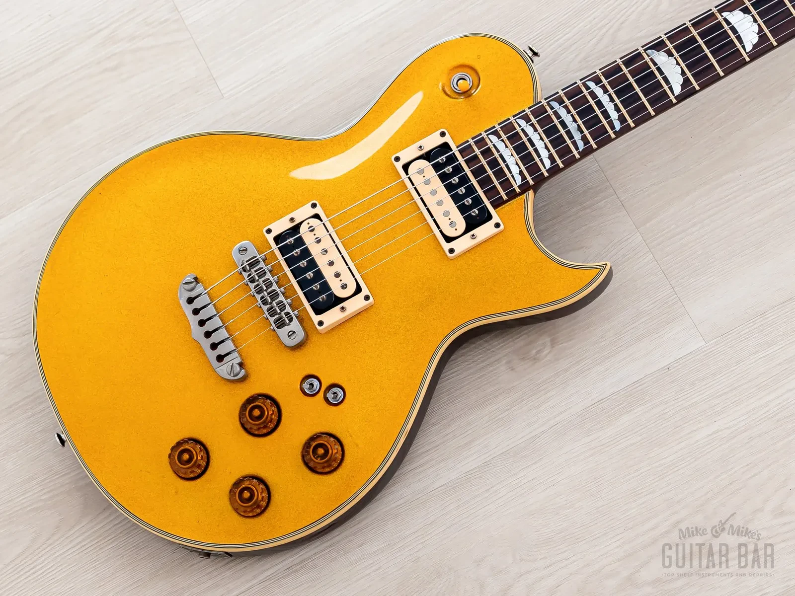 1982 Aria Pro II PE-R80 Goldtop Vintage Electric Guitar w/ Maxon MMK 75, Case