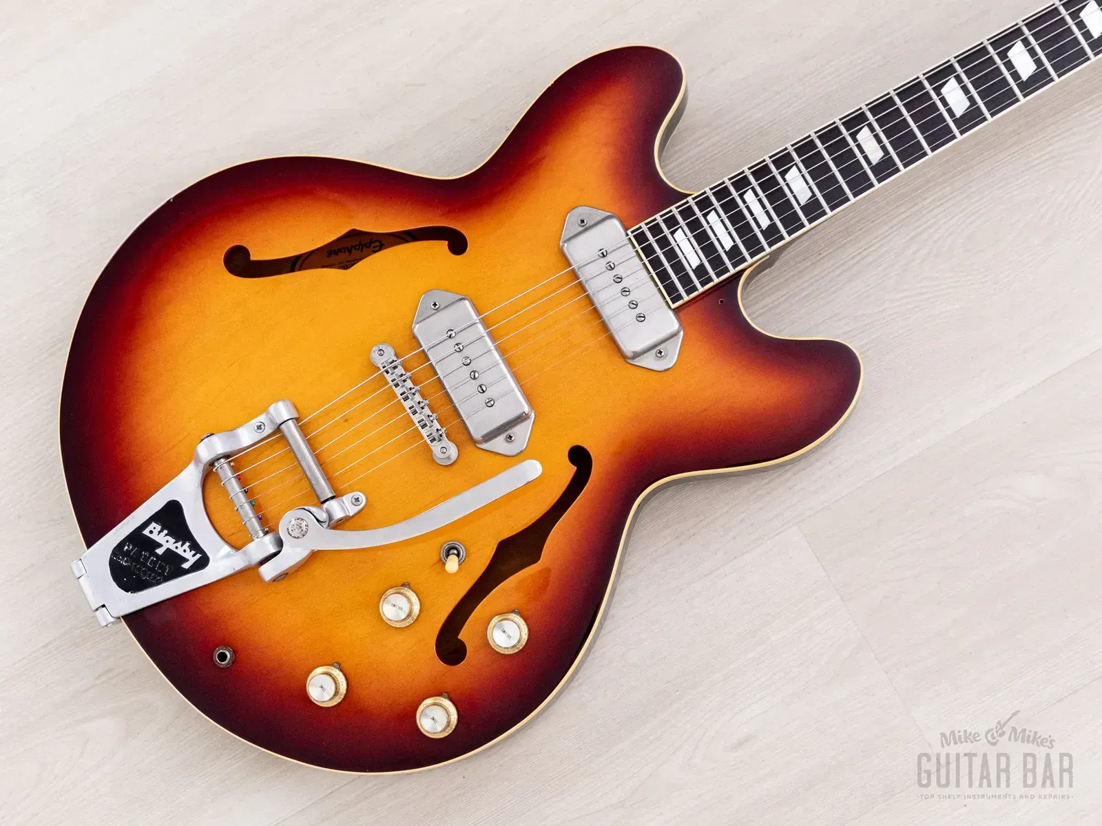 Б/У Электрогитара Epiphone Casino 1993 Sunburst, Pre-Elitist, с Bigsby, с кейсом, Япония Terada