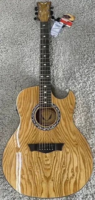 Dean Exhibition Quilt Ash 6 String Acoustic-Electric Guitar Gloss Natural