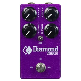 Педаль эффектов для электрогитары Diamond Pedals Vibrato Chorus