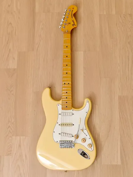 Электрогитара Fender Yngwie Malmsteen '72 Stratocaster ST72-110DSC HSH Seymour Duncan Yellow White w/case Japan 1994