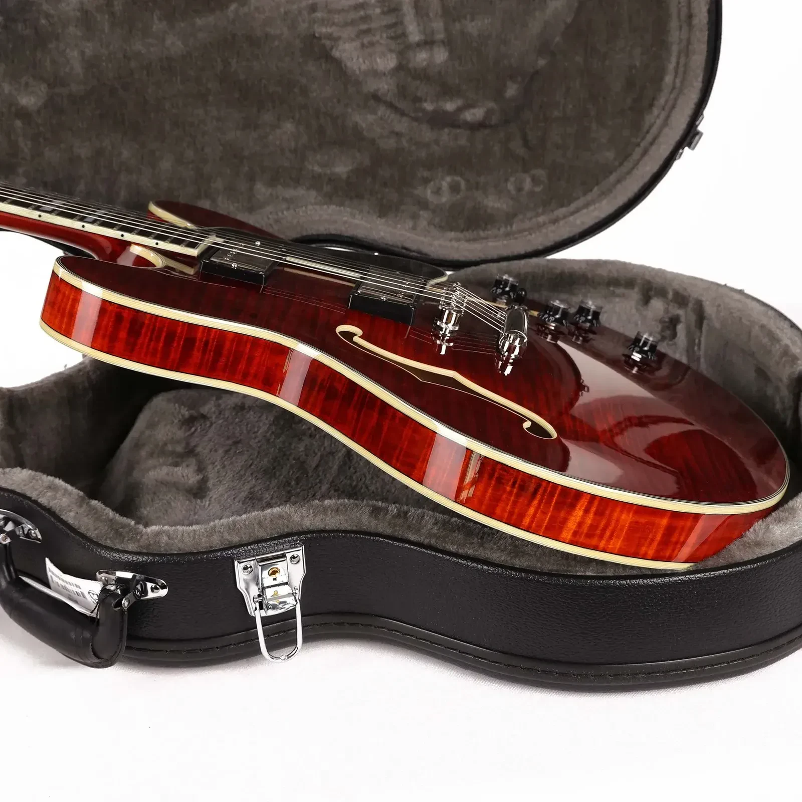 Изображение №6