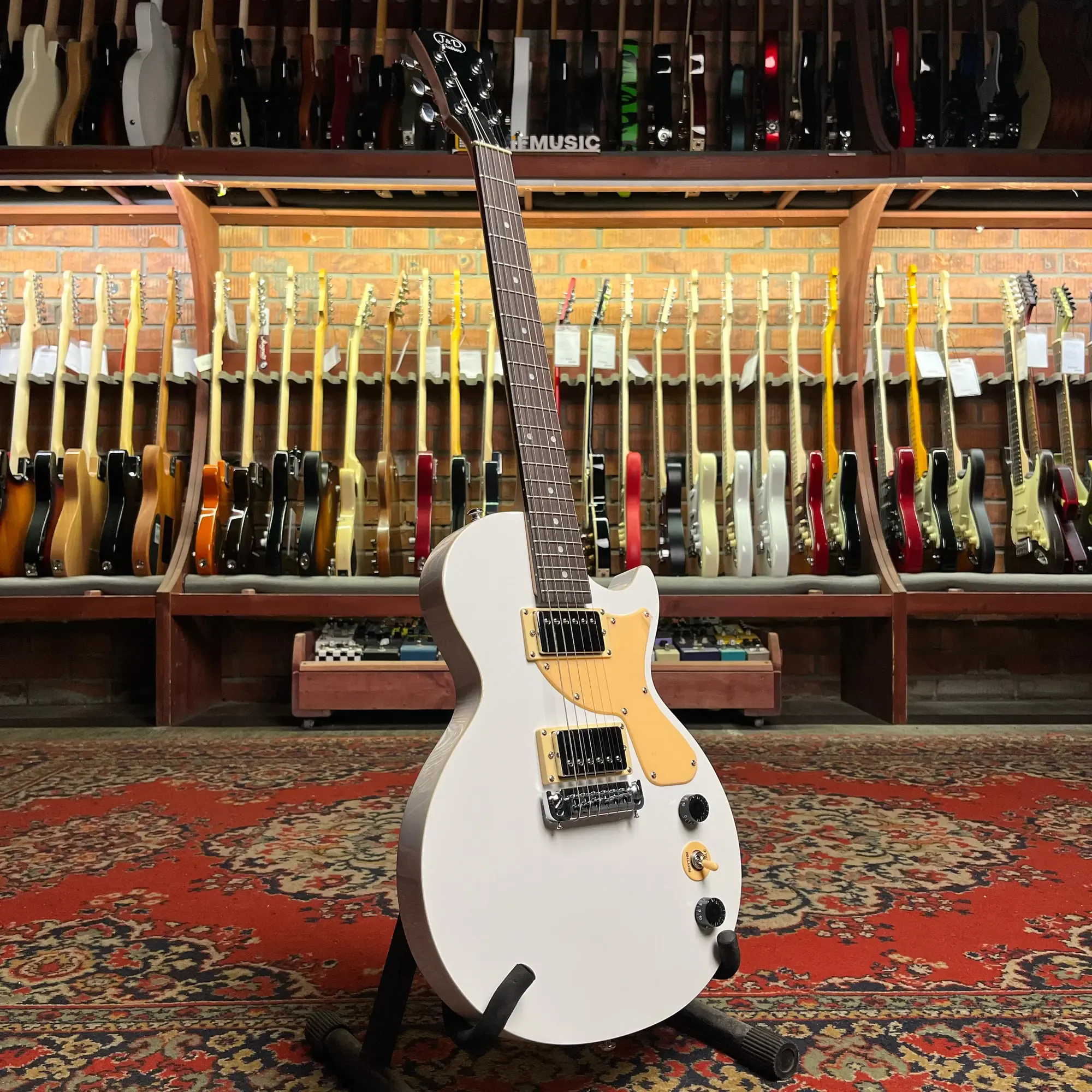 Изображение №6