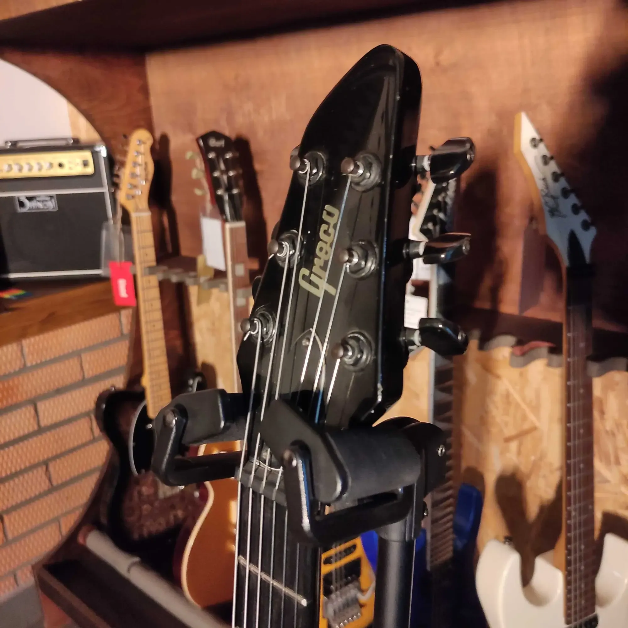 Изображение №6