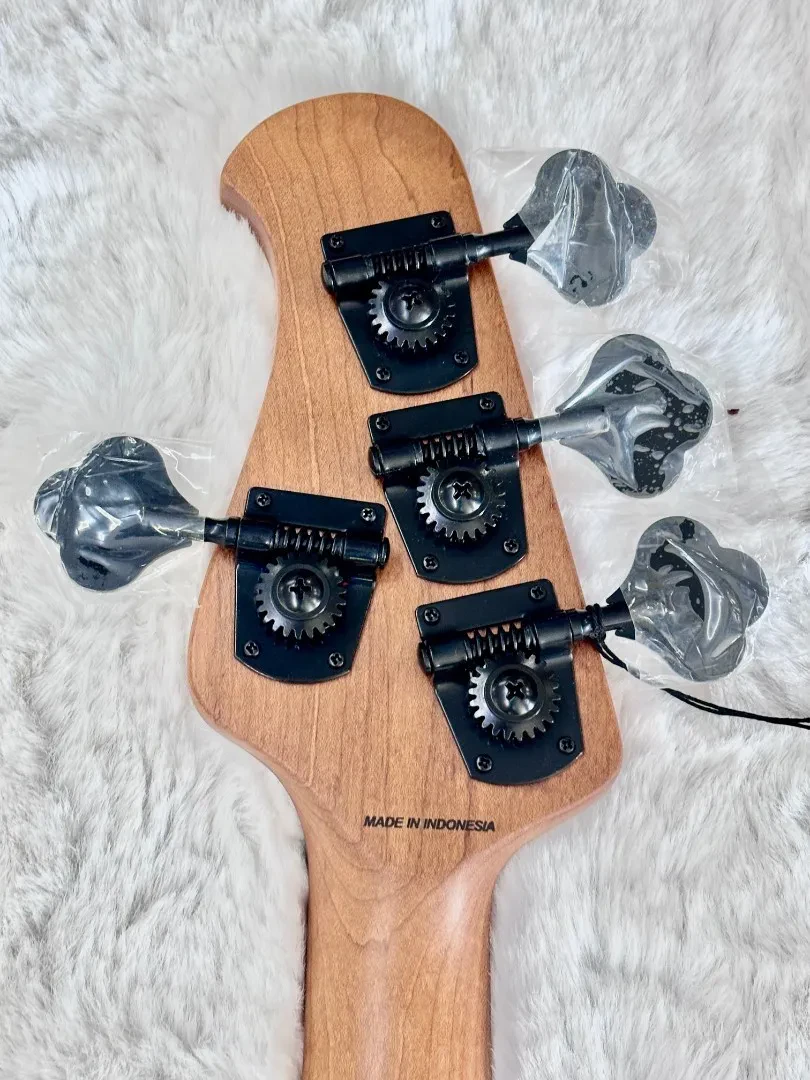 Изображение №6