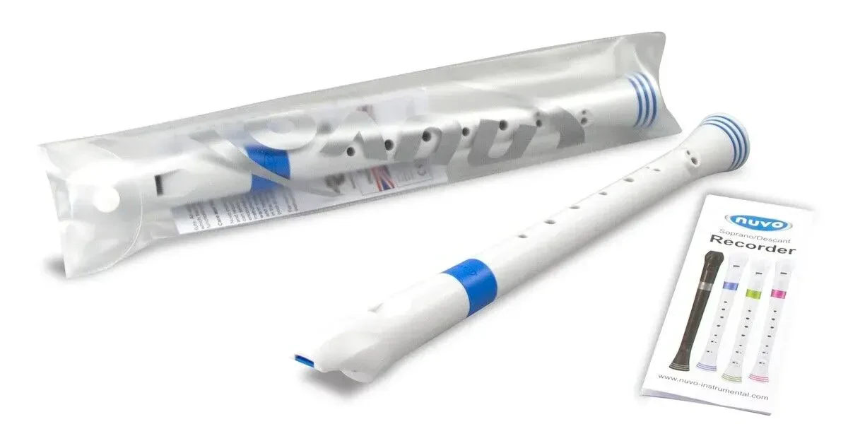 Б/У Блокфлейта Nuvo RG300BL сопрано, немецкая аппликатура, бело-синяя