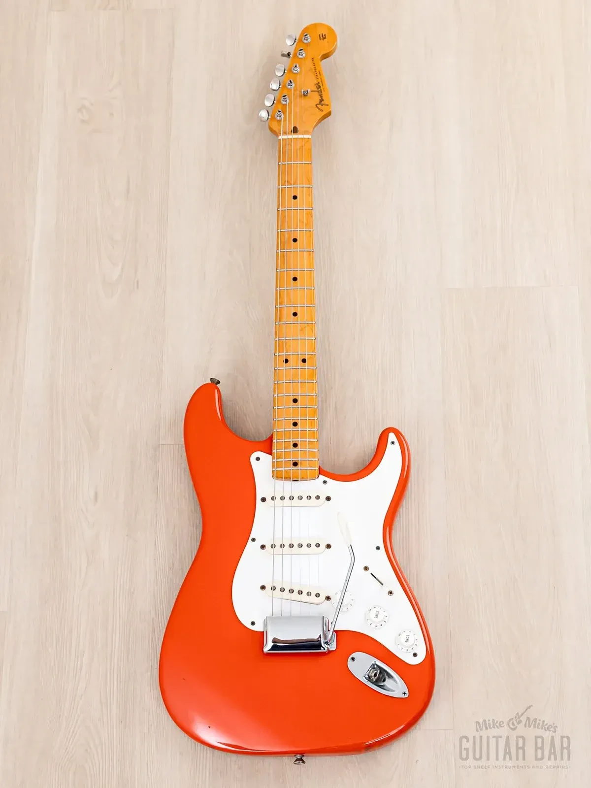 Электрогитара Fender American Vintage 1957 Stratocaster SSS Fiesta Red w/case USA 1994