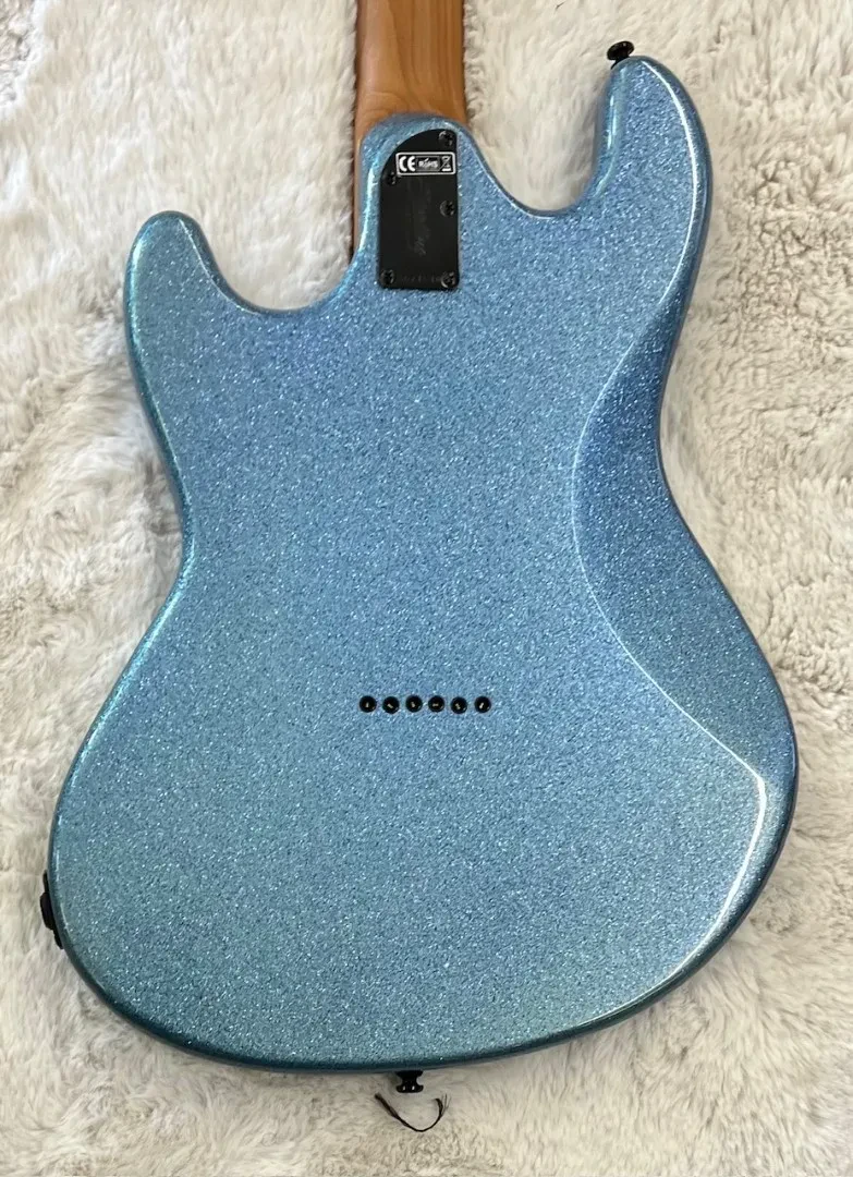 Изображение №6