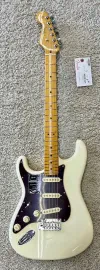 Fender American Professional II Stratocaster Left Handed Guitar, Olympic White