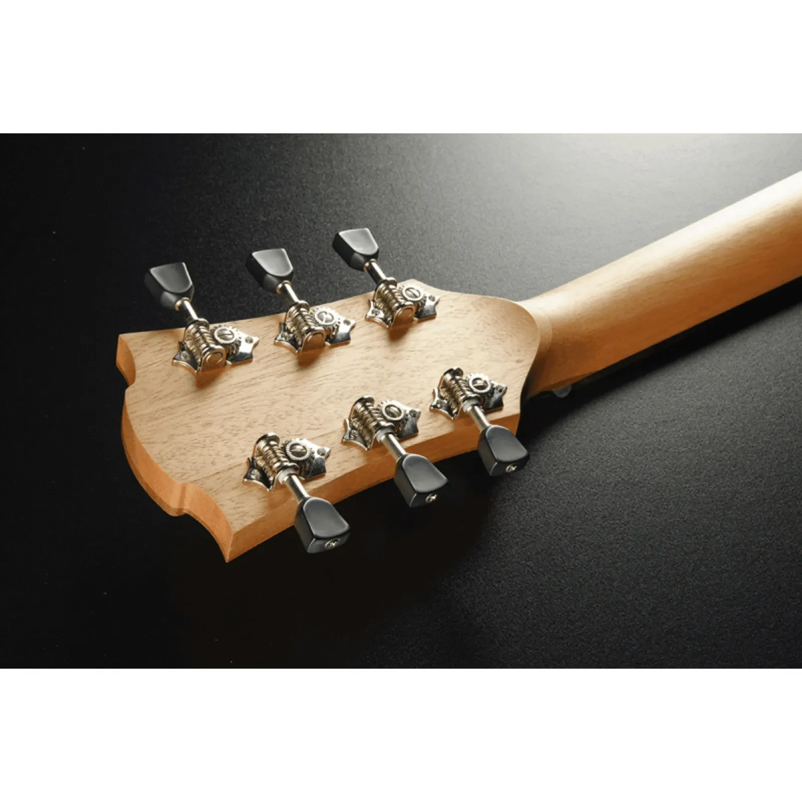 Изображение №6