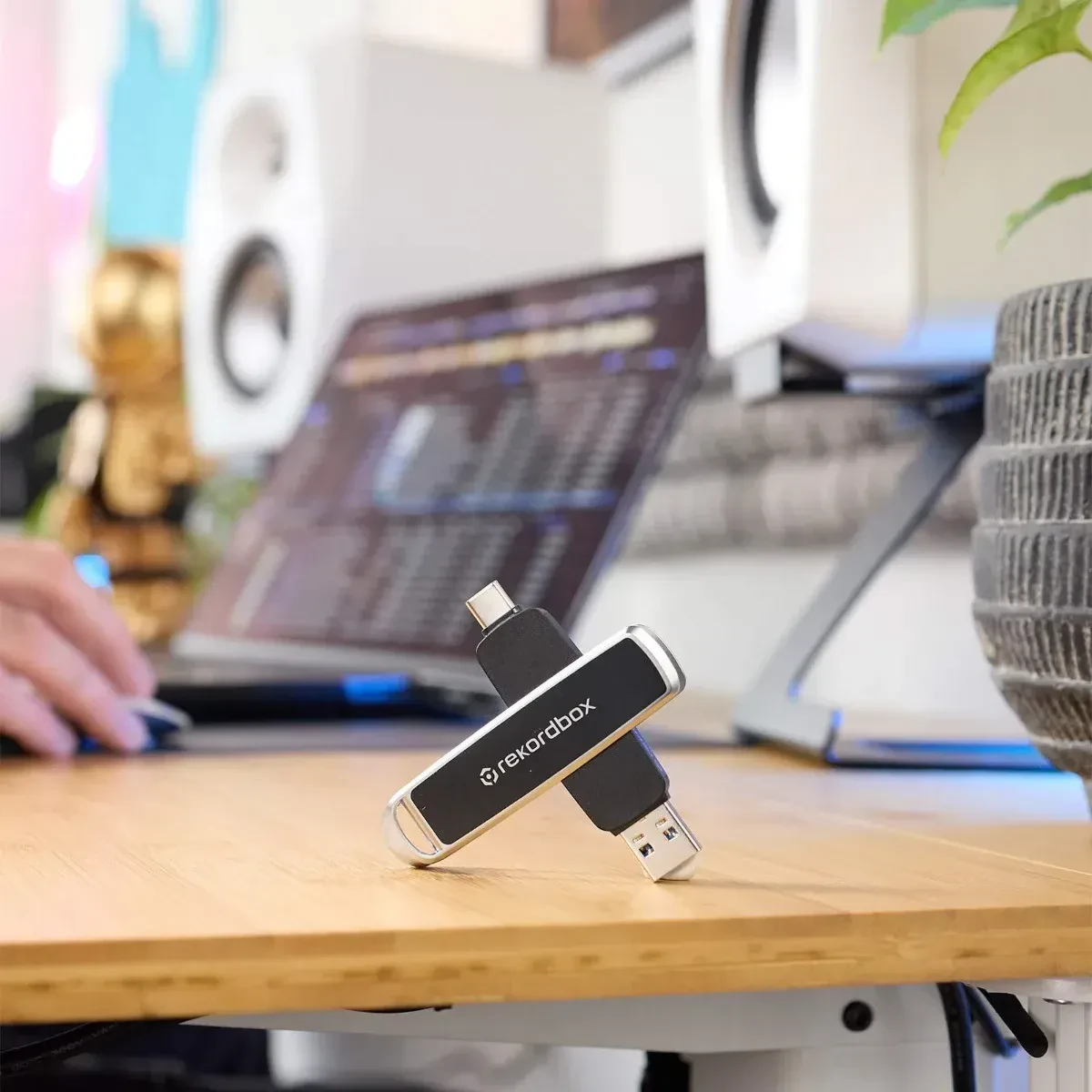 Изображение №10