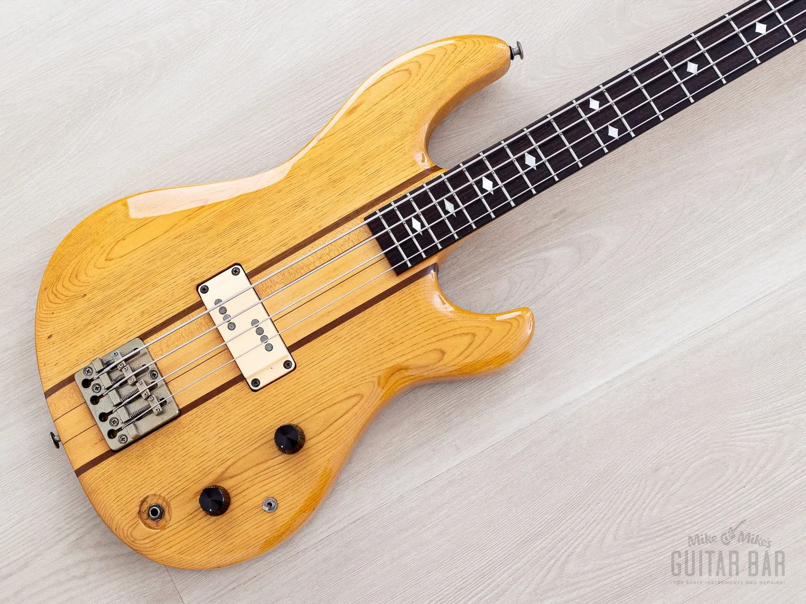 Б/У Бас-гитара Aria Pro II Thor Sound TSB-550 сквозной гриф, Japan Matsumoku, 1980