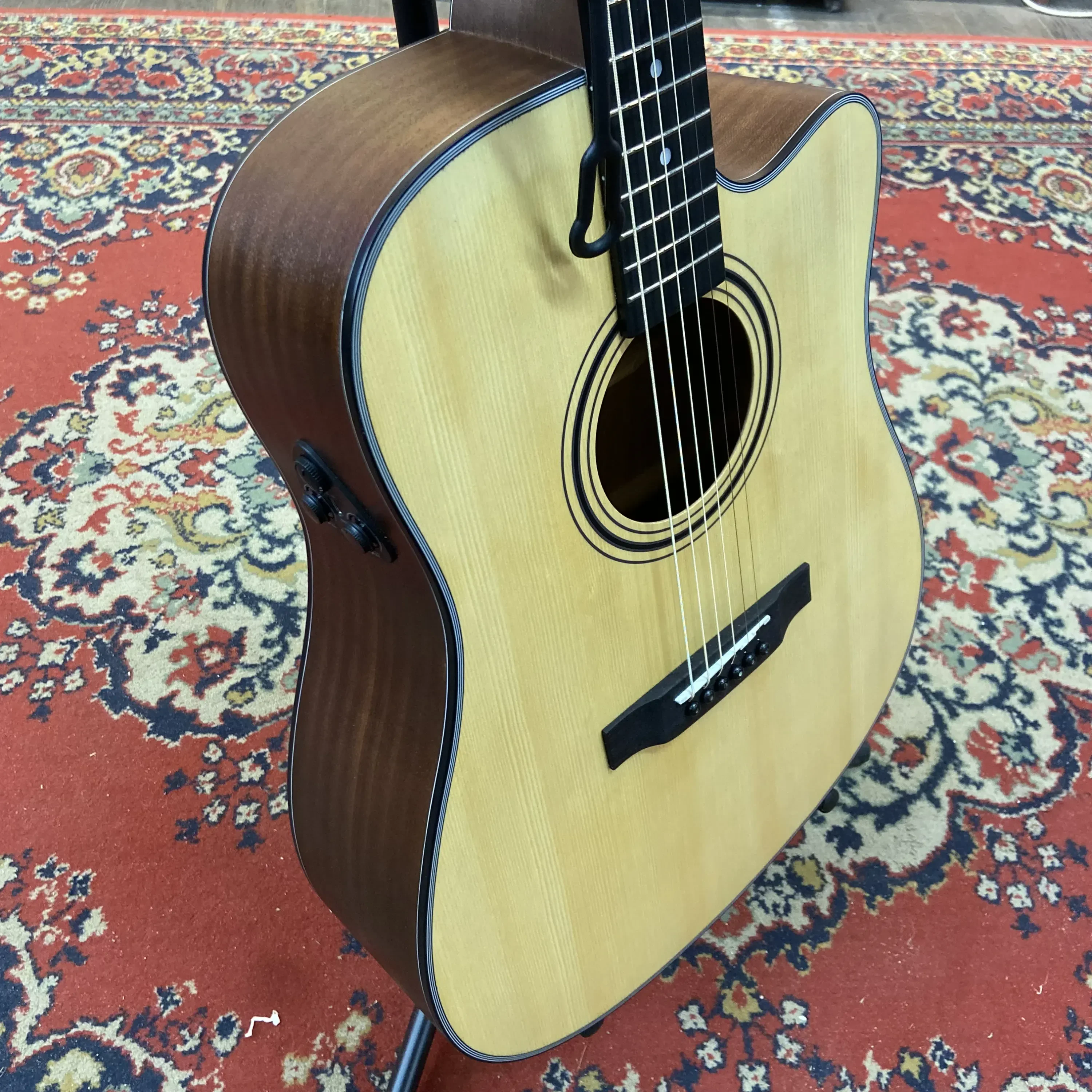 Изображение №3