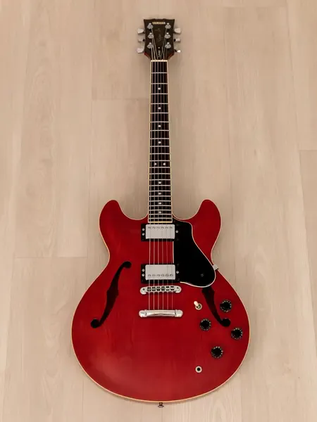 Полуакустическая электрогитара Yamaha SA1300 Super Axe Semi-Hollow ES-Style Persimmon Red Japan 1986 w/Gigbag