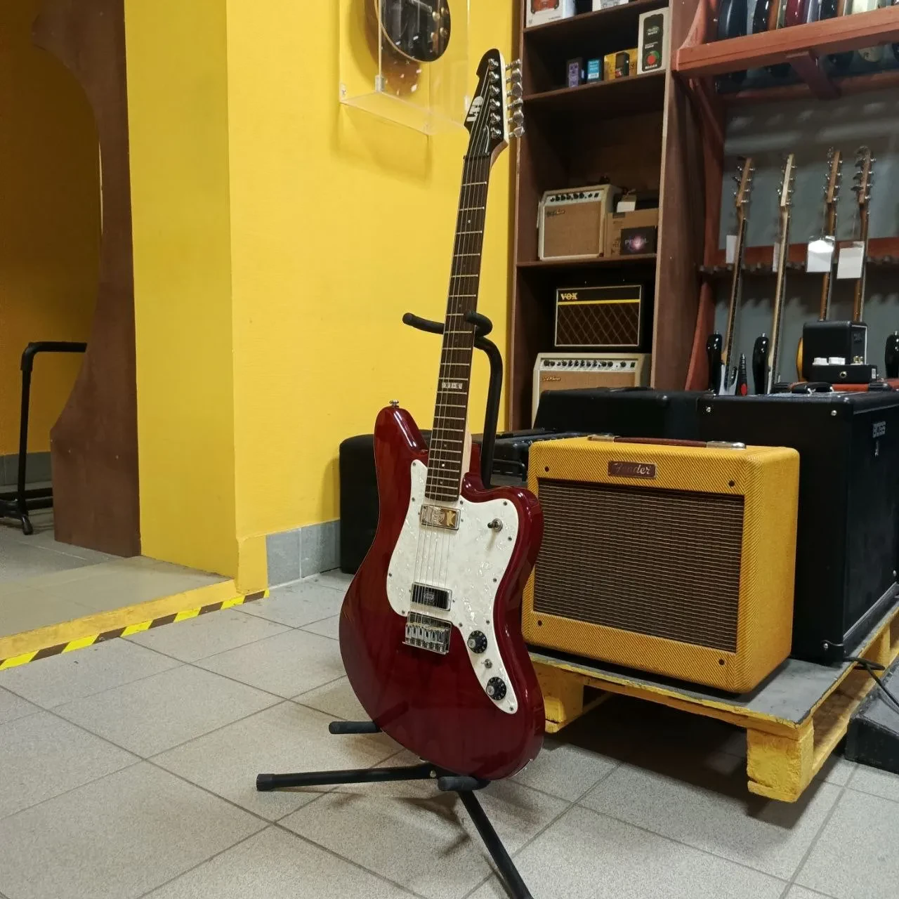 Изображение №6