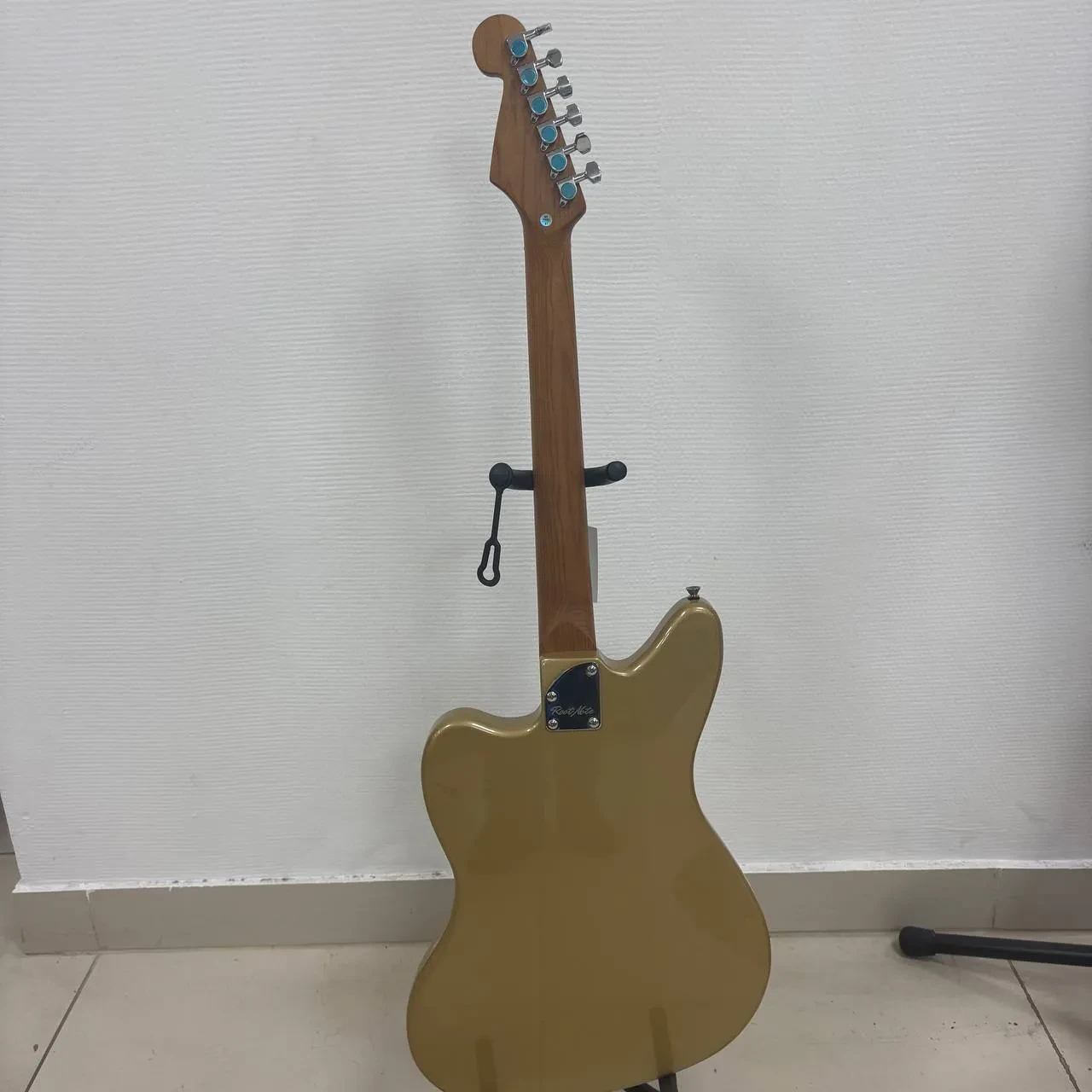 Изображение №6