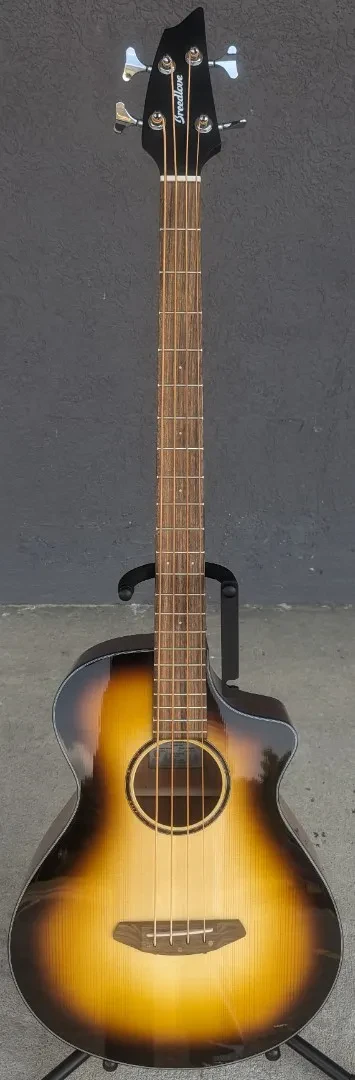 Б/У Электроакустическая бас-гитара Breedlove Discovery S Concert 4-String санберст