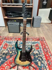 Электрогитара Mooer GTRS M810 Blue Burst