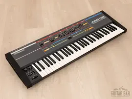 Аналоговый синтезатор 1980s Roland Juno-106 Vintage Analog Synthesizer, Serviced w/ Case