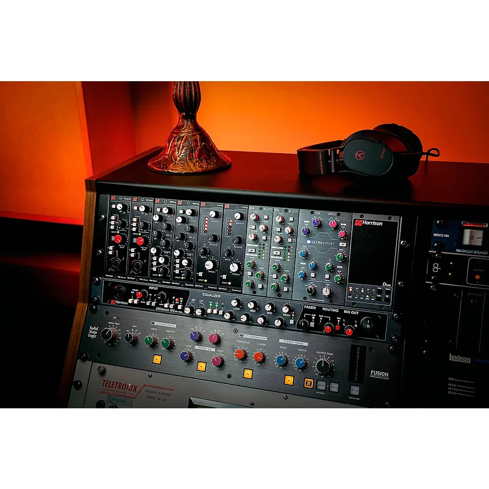 Изображение №6