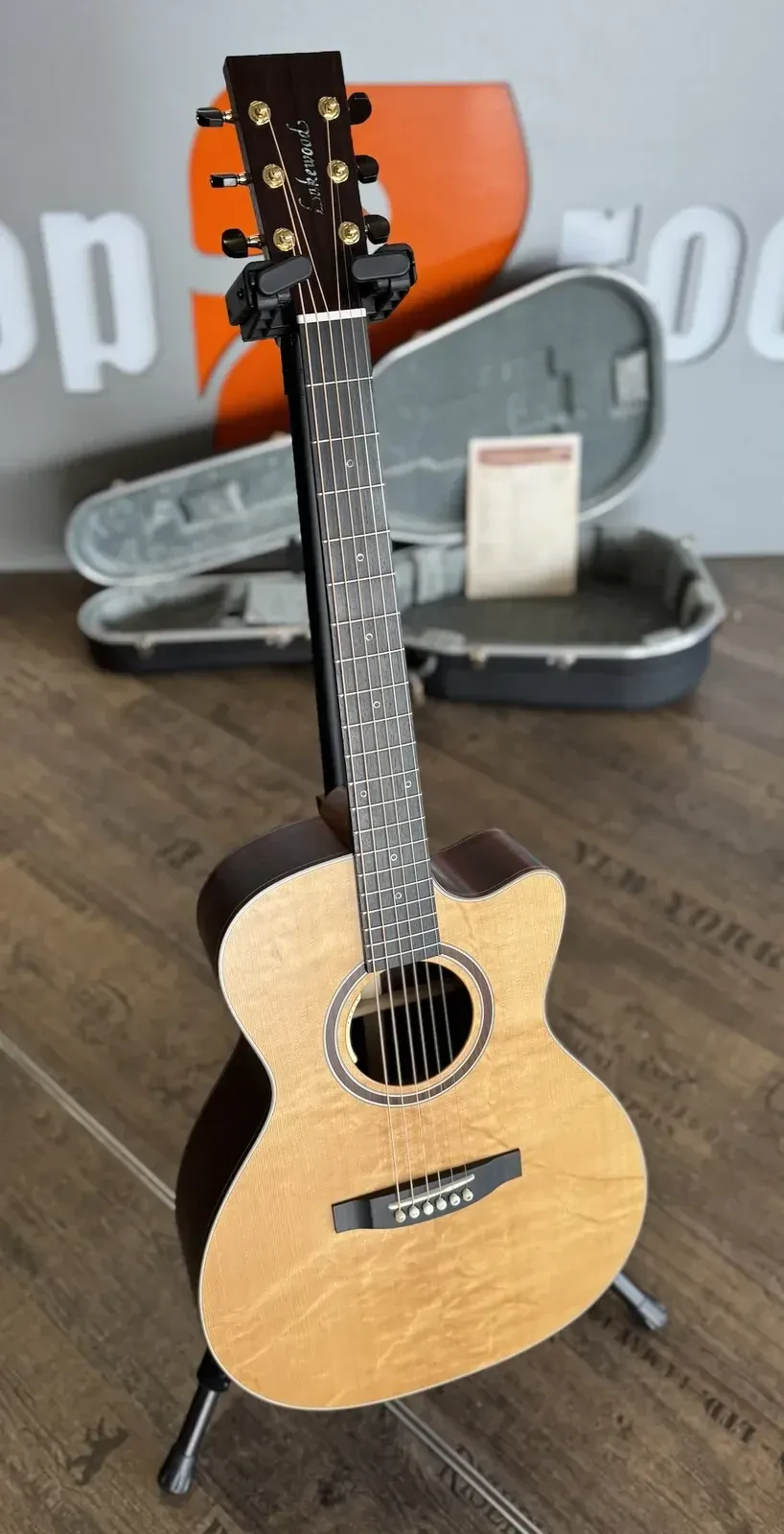 Электроакустическая гитара Lakewood M-32 CP Custom (6026) Grand Concert, с вырезом