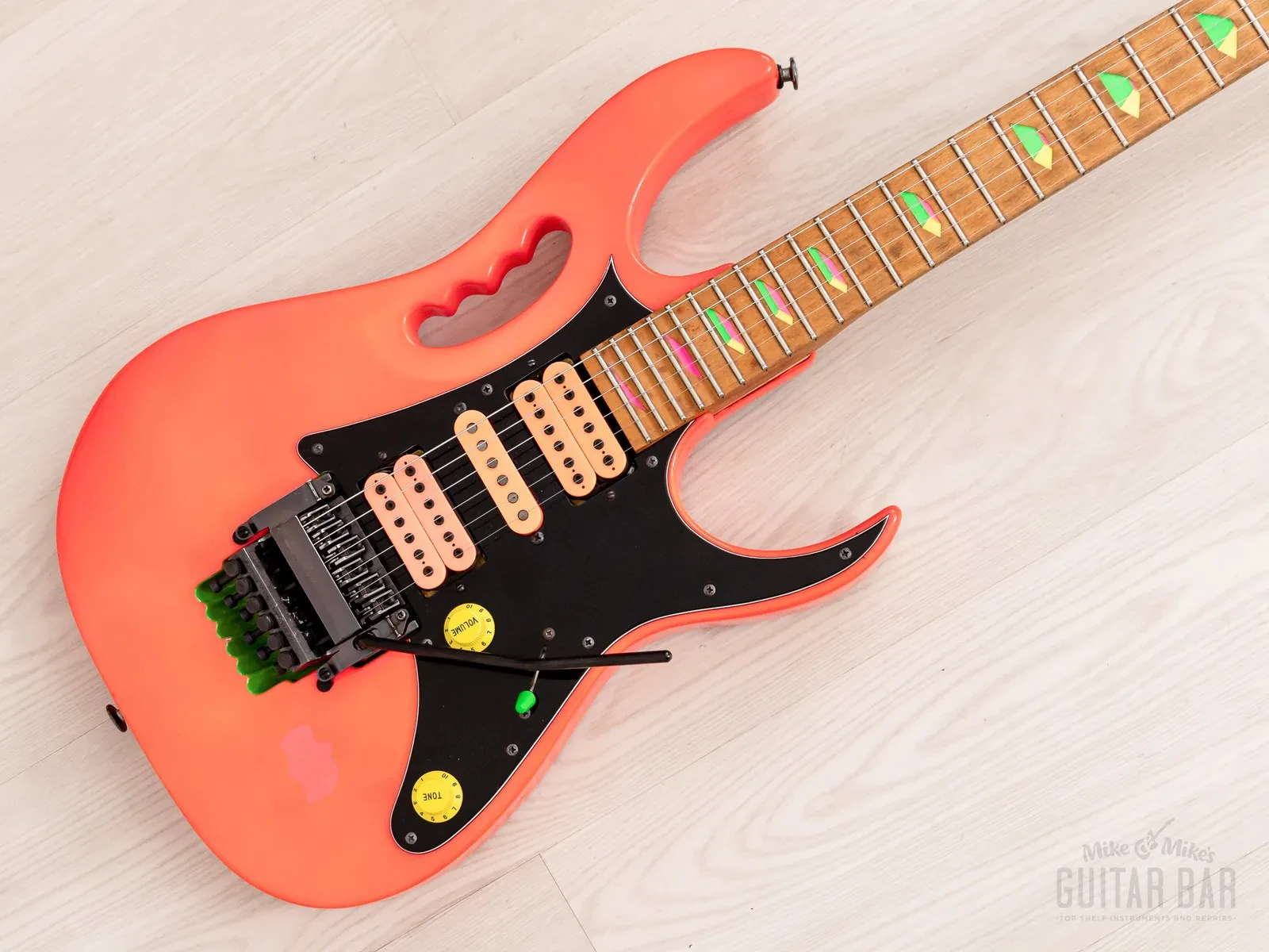 1987 Ibanez JEM777-SK Steve Vai Signature Vintage Guitar Shocking Pink