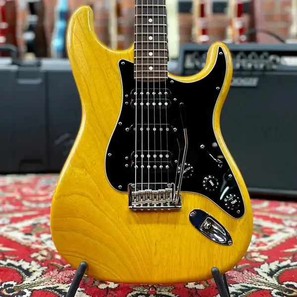 Электрогитара Fender Limited Edition American Standard Stratocaster Oiled Ash HSH USA 2013 w/case