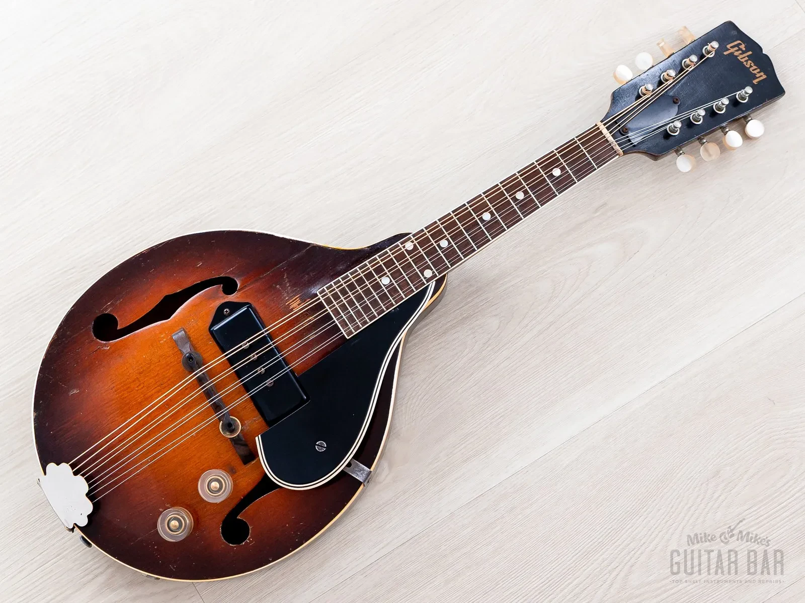 Б/У Электрическая мандолина Gibson EM-150 A-Style Sunburst, P-90, 1948, с кейсом